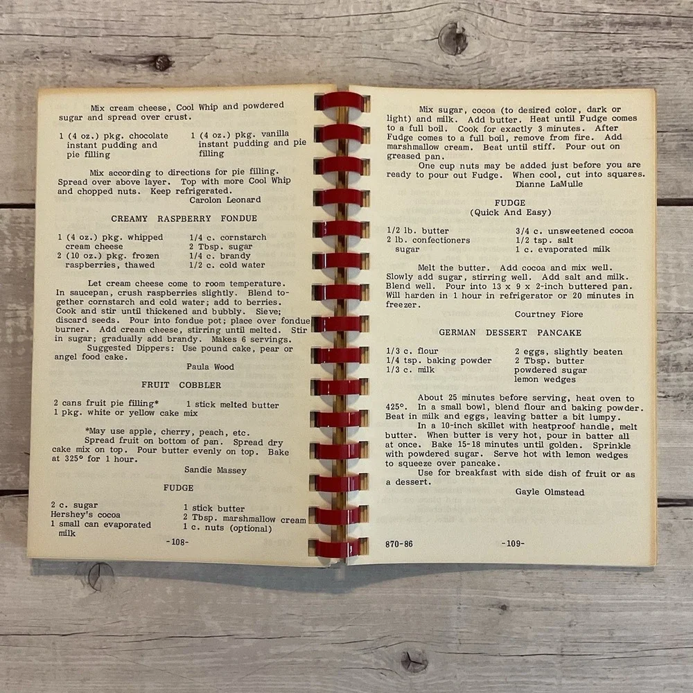 Lutheran High School Cookbook 1985-86 New Orleans Louisiana Recipes‎